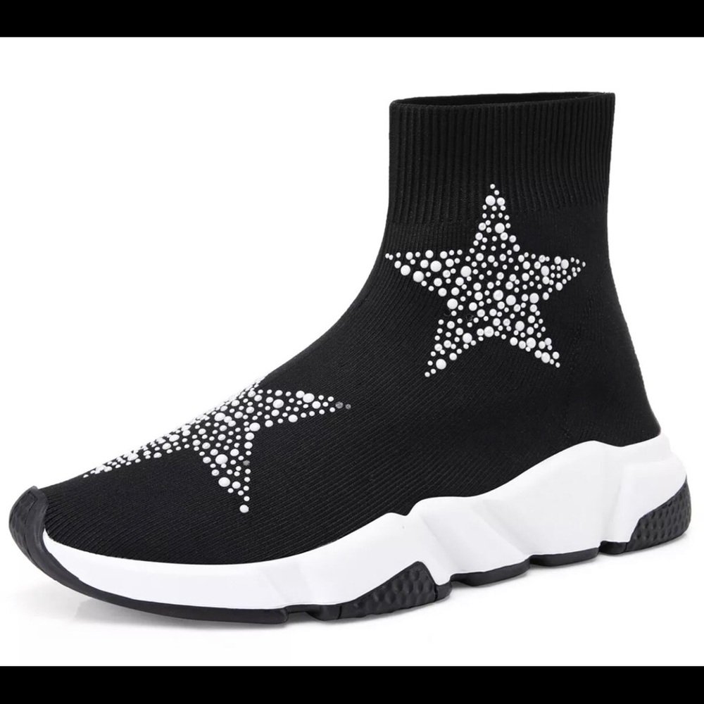 New~ OnlyMaker Knit Sneakers Size 41